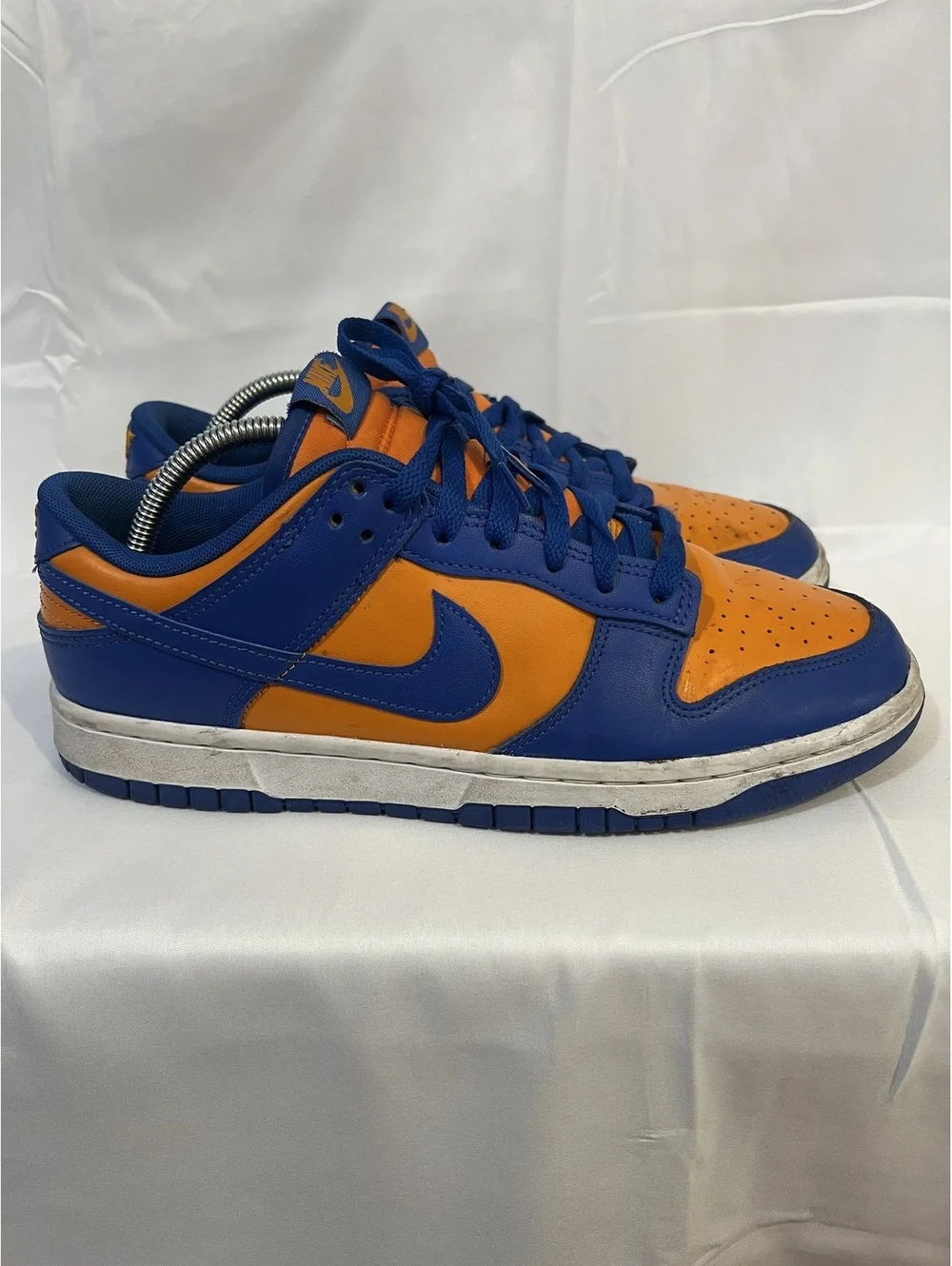 Nike Dunk Low 'Knicks'